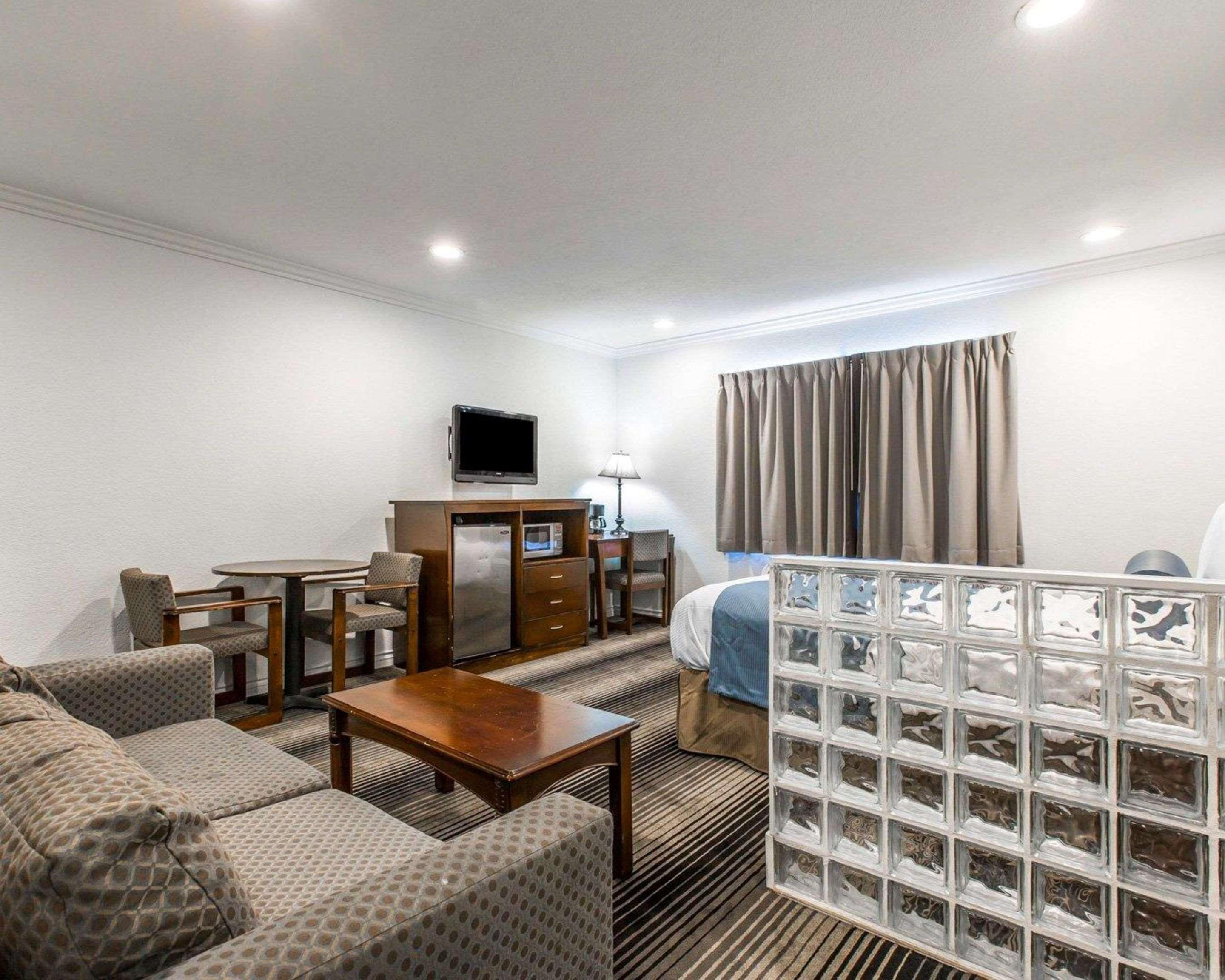 Rodeway Inn & Suites Pacific Coast Highway, Los Angeles